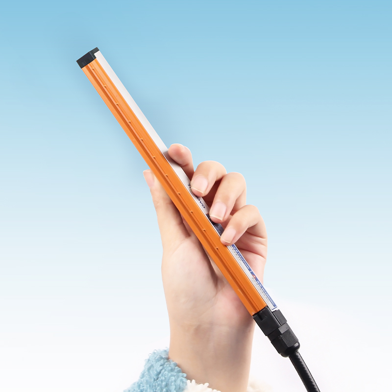 TR8510 超小型静电消除棒