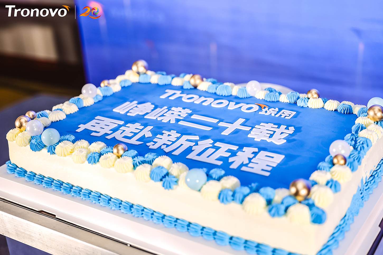 e231b2a0-377e-4e1d-bb6b-ea68c0513573